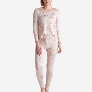 Danskin Ribbed Hacci Sleep Set